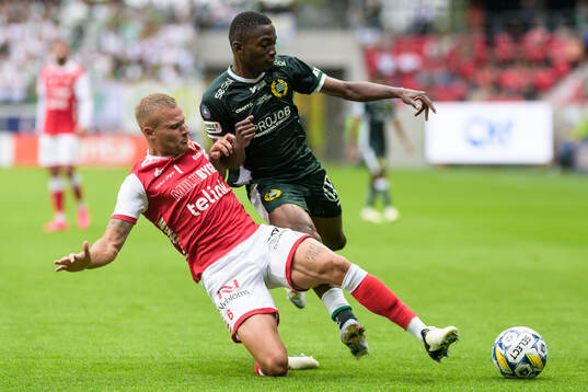 Kalmars Rasmus Sjöstedt och Hammarbys Bouzomana Toure