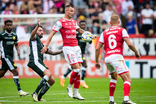 Hammarbys Nahir Besara och Kalmars Melker Hallberg
