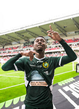 Hammarbys Shaquille Pinas jublar