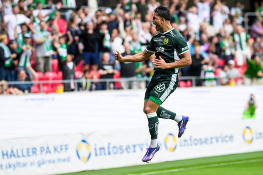 Hammarbys Jusef Erabi jublar