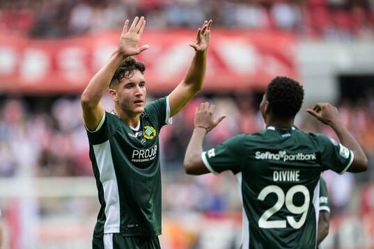 Hammarbys Deniz Gul jublar