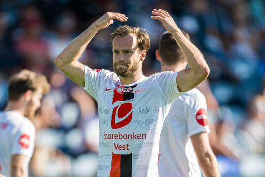 Bläddra bland fler bilder av Football, Eliteserien, Strømsgodset - Brann
