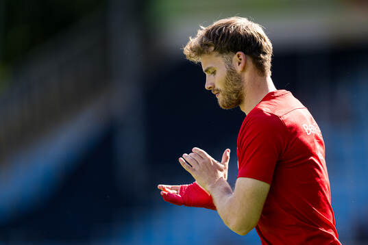 Ole Didrik Blomberg of Brann warms up