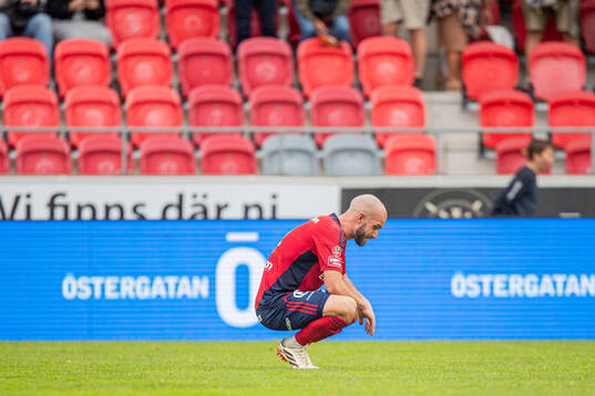 Östers Sebastian Hedlund deppar