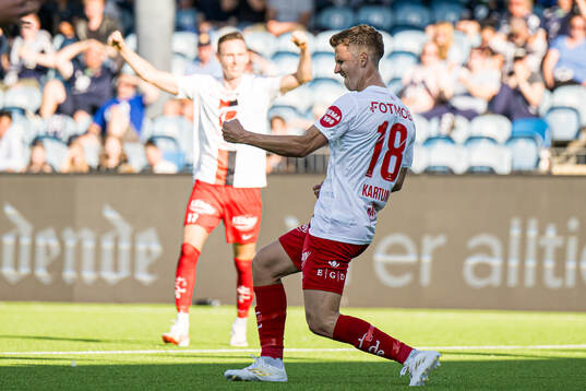 Sander Kartum of Brann celebrates