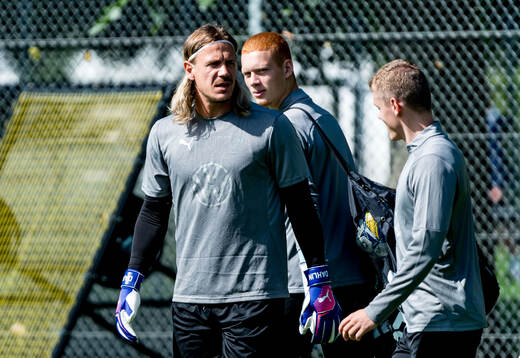 Goalkeeper Johan Dahlin of Malmö FF
