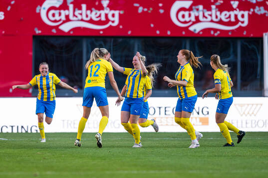 Eskilsminnes Johanna Olsson jublar