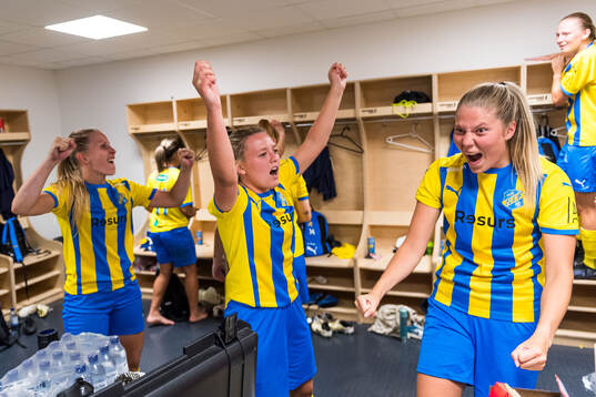 Eskilsminnes Julia Nyberg Spets, Nova Karlsson och Johanna