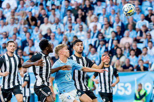 Hugo Bolin of Malmö FF and Konstantinos Koulierakis of PAOK