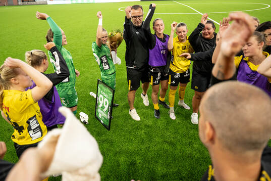 Elfsborgs spelare jublar