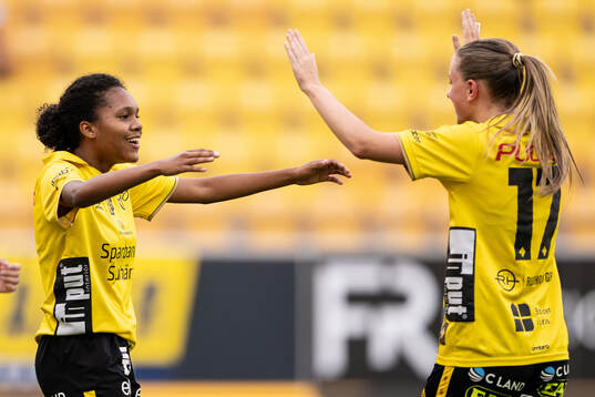 Elfsborgs Vanessa Lopez jublar vid 1-0