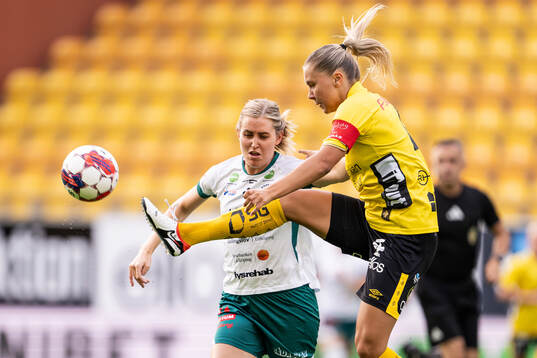 Rådas Malin Andersson och Elfsborgs Alice Broman