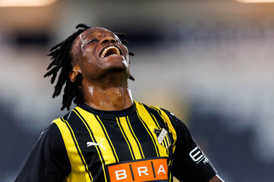 Jeremy Agbonifo of Häcken celebrates