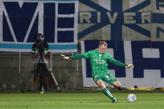 Goalkeeper Isak Pettersson of Elfsborg