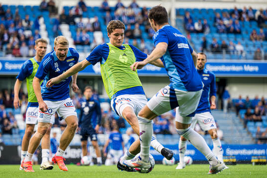 Casper Øyvann of Molde warms up