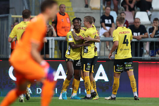 Jalal Abdullai of Elfsborg celebrates