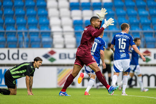 Warleson of Cercle Brugge looks dejected