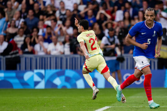 Sergio Camello of Spain celebrates the 3-4 goal  in the