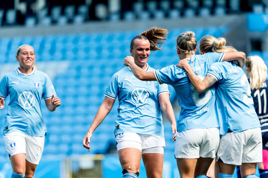 Malmö FFs Lovisa Gustafsson jublar