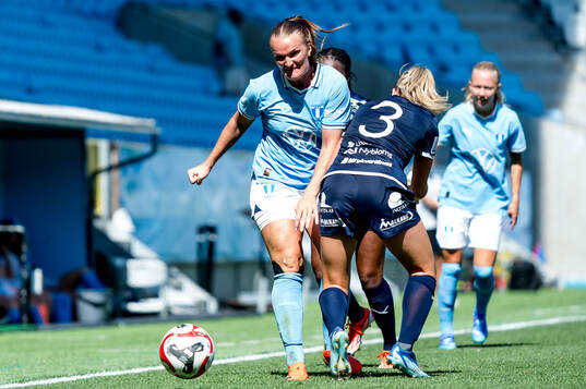 Malmö FFs Lovisa Gustafsson och IFK Kalmars Elvira