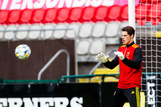 Östersunds målvakt Adam Benediktsson