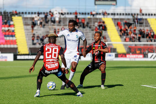 Östers Manasse Kusu och Östersunds Nebiyou Perry
