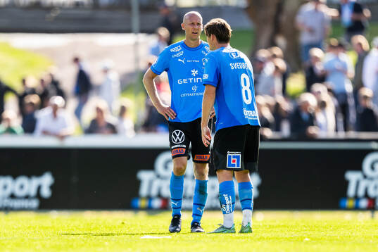 Halmstads Andreas Johansson och Jonathan Svedberg deppar
