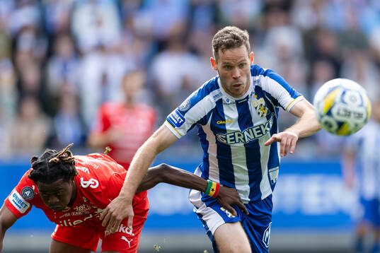 Värnamos Frank Junior Adjei och IFK Göteborgs Emil