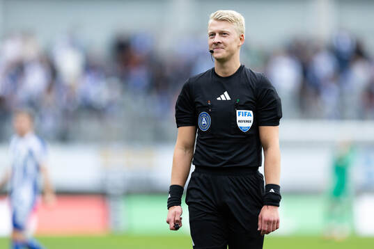 Domare Adam Ladebäck