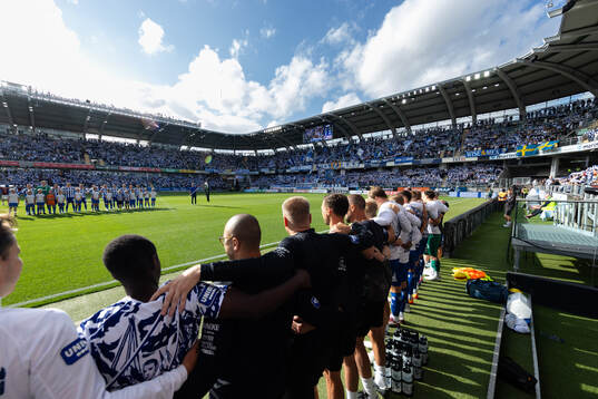 IFK Göteborgs klack innan fotbollsmatchen i Allsvenskan