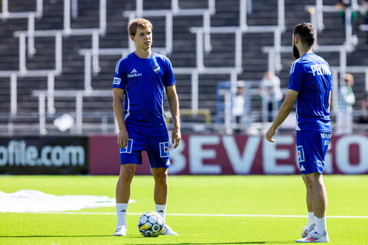 IFK Norrköpings Ture Sandberg på uppvärmningen