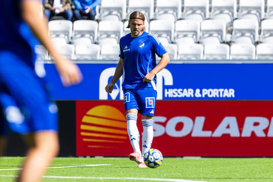 IFK Norrköpings Christoffer Nyman på uppvärmningen
