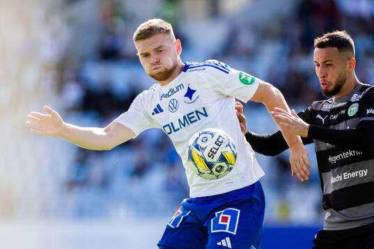 IFK Norrköpings Dino Salihovic och Västerås Abdelrahman