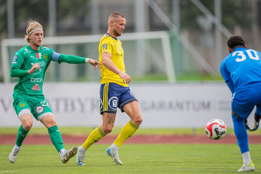 BK Olympics Albin Sundgren och Ängelholms Philip Comnell