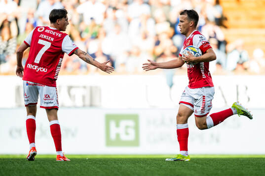 Kalmars Simon Skrabb jublar