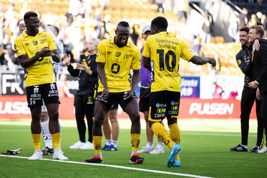Elfsborgs spelare jublar