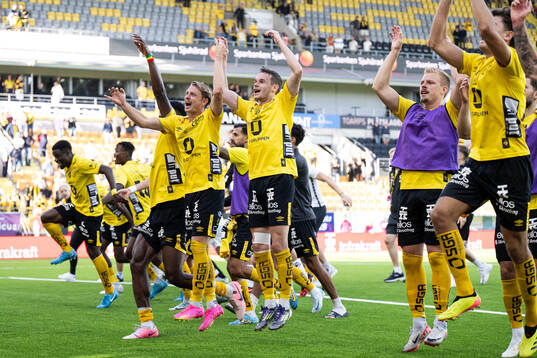 Elfsborgs spelare jublar