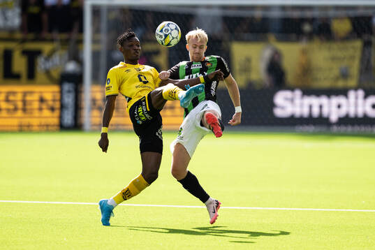 Elfsborgs Jalal Abdullai och GAISs Robin Wendin Thomasson
