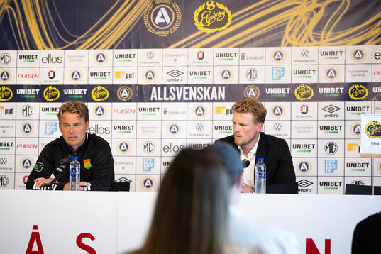 GAIS tränare Fredrik Holmberg och Elfsborgs manager Oscar