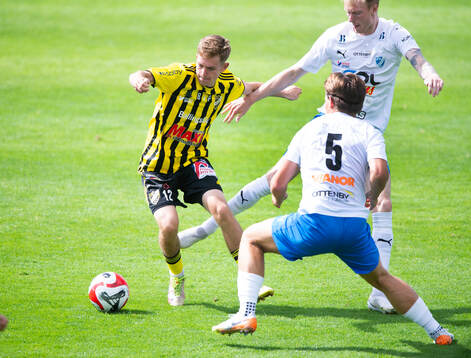 IFK Hässleholms Harry Thomasson i matchen i div 2 mellan