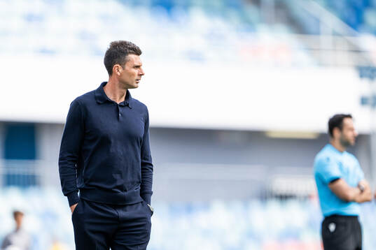 Head coach Thiago Motta of Juventus