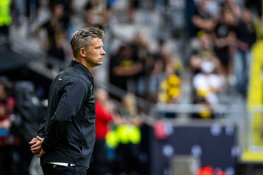 AIKs tränare Mikkjal Thomassen