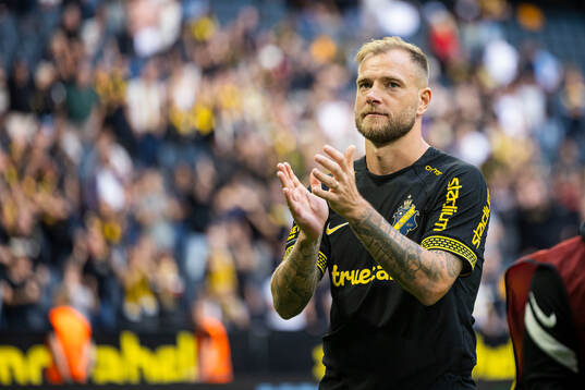 AIKs John Guidetti jublar