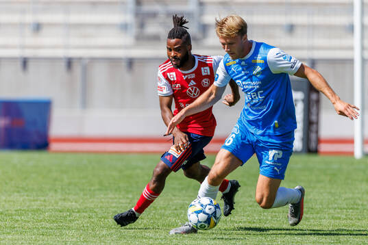 Sandvikens IFs John Junior Igbarumah och IK Oddevolds