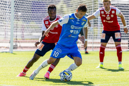 IK Oddevolds Liridon Kalludra och Sandvikens IFs Lague