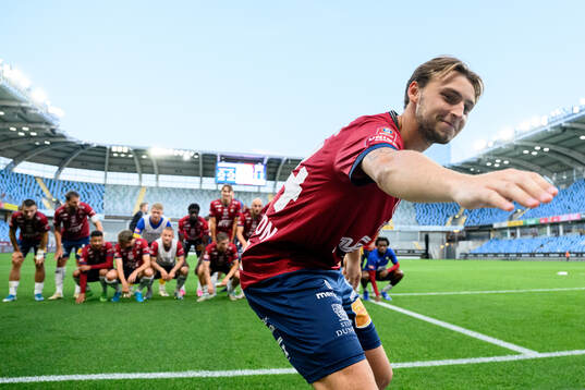 Örgrytes William Svensson jublar