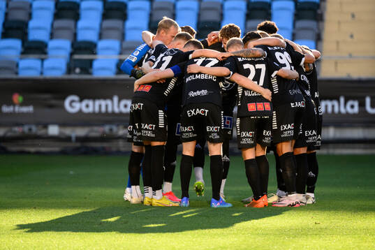 Örebros spelare samlas