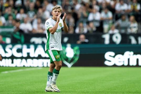 Hammarbys Dennis Collander tackar publiken