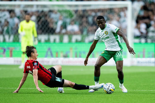 Brommapojkarnas Alex Timossi Andersson och Hammarbys