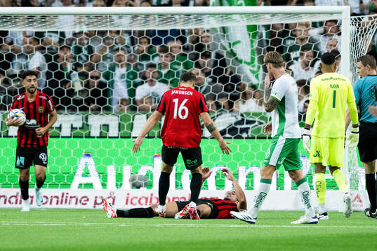 Brommapojkarnas Nikola Vasic jublar